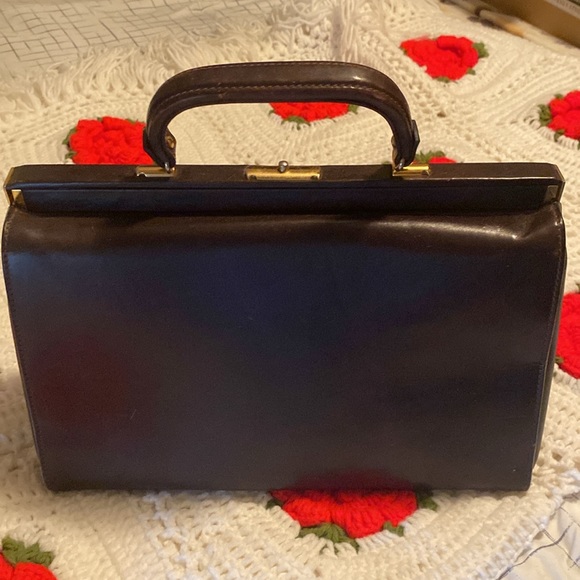 Handbag - Picture 4 of 9